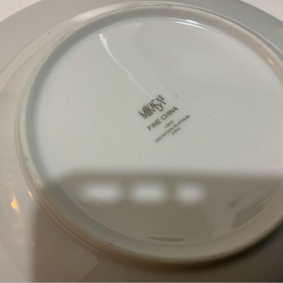 2 Mikasa Invitation Platinum L5615  11" Dinner & 8” Salad Plate Platinum Rimmed - Picture 9 of 10